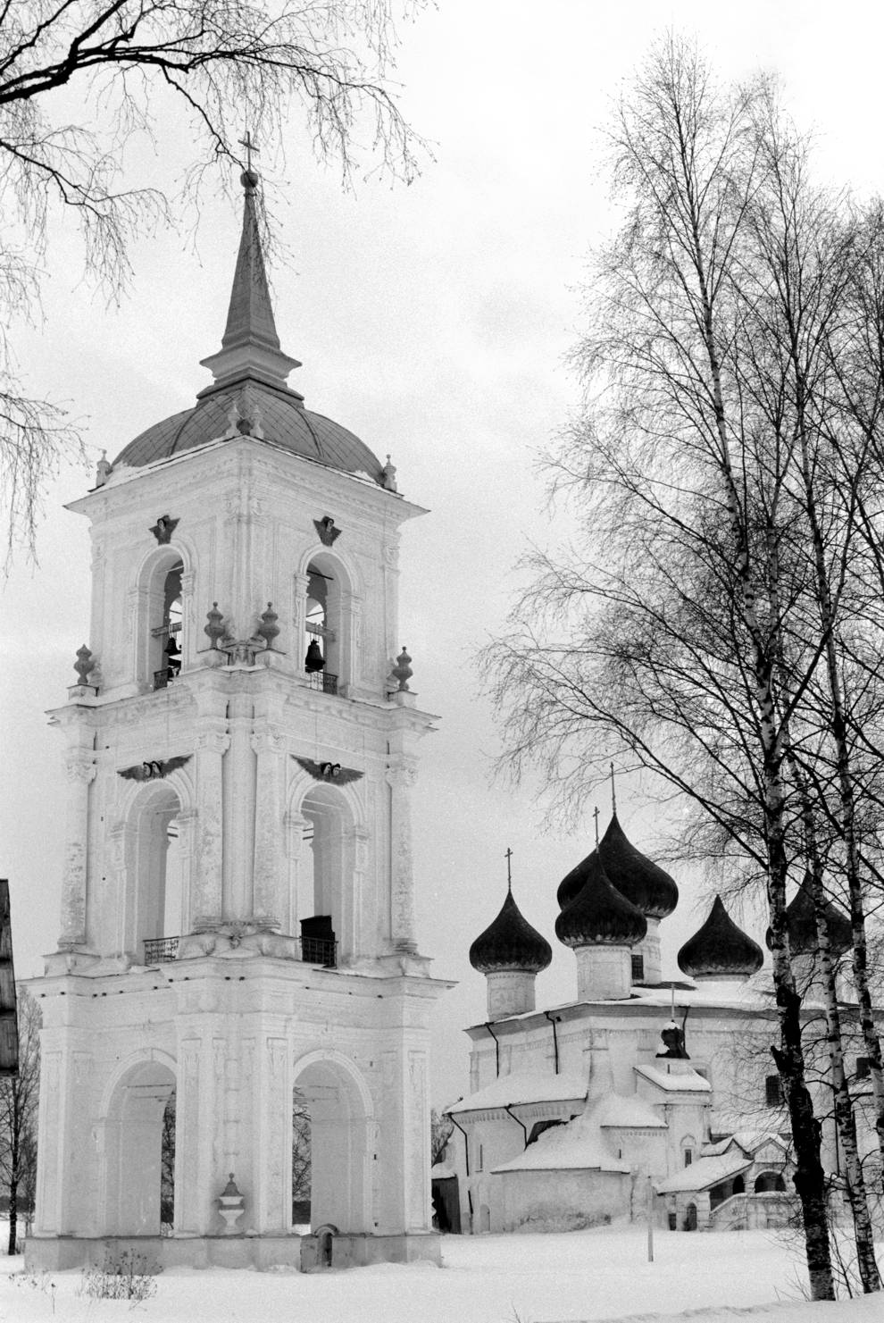 Kargopol
Russia. Arkhangelsk Region. Kargopol District
Cathedral of the Nativity of ChristBaranov embankment
1998-02-27
© Photograph by William Brumfield