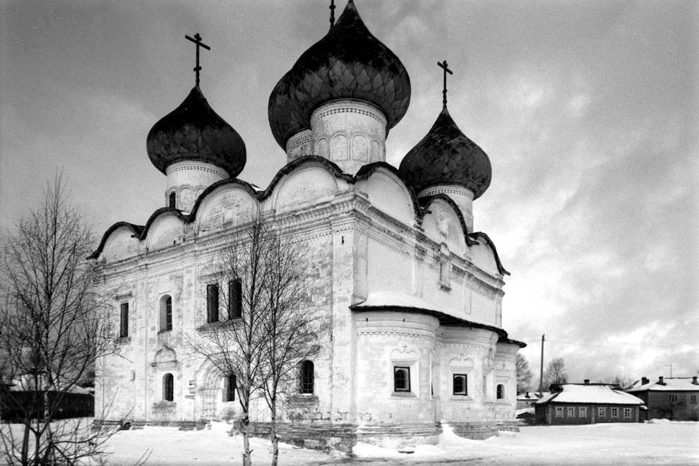 Каргополь, г.
Россия. Архангельская обл.. Каргопольский р-н
Церковь Воскресения Христова
1998-03-01
© Фотография Уильяма Брумфилда