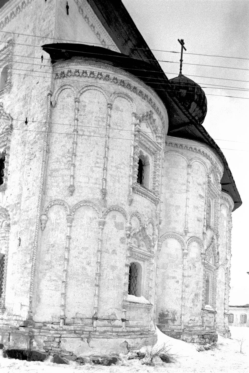 Kargopol
Russia. Arkhangelsk Region. Kargopol District
Churches of the AnnunciationStaraia Torgovaia square
Apse
1998-03-01
© Photograph by William Brumfield