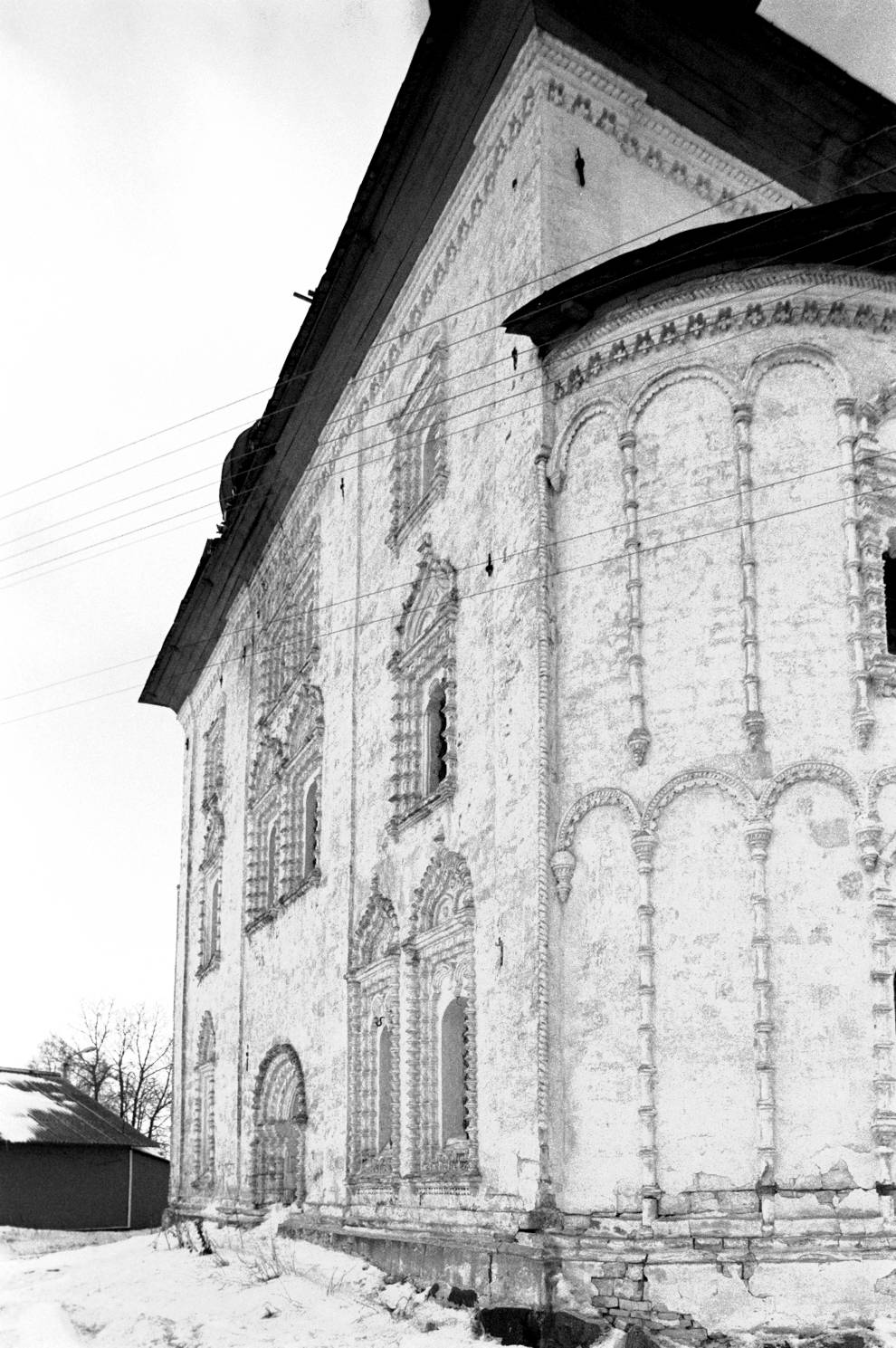 Kargopol
Russia. Arkhangelsk Region. Kargopol District
Churches of the AnnunciationStaraia Torgovaia square
1998-03-01
© Photograph by William Brumfield