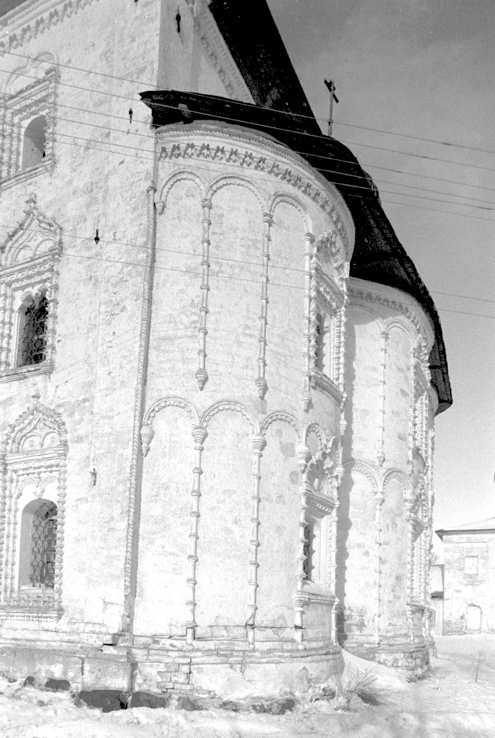 Kargopol
Russia. Arkhangelsk Region. Kargopol District
Churches of the AnnunciationStaraia Torgovaia square
Apse
1998-03-01
© Photograph by William Brumfield