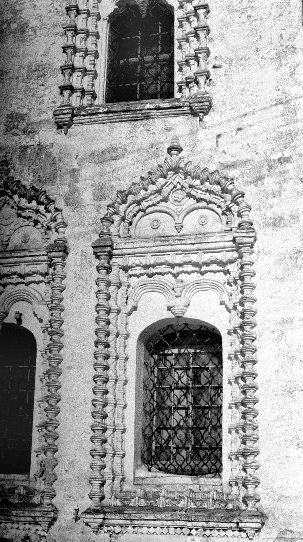 Kargopol
Russia. Arkhangelsk Region. Kargopol District
Churches of the AnnunciationStaraia Torgovaia square
Detail
1998-03-01
© Photograph by William Brumfield