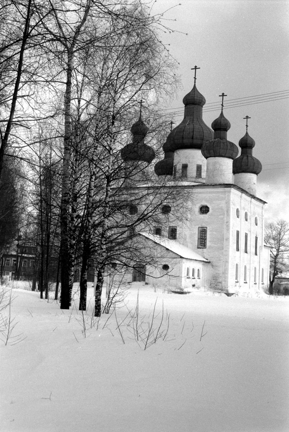 Kargopol
Russia. Arkhangelsk Region. Kargopol District
Church of the Nativity of John the BaptistSobornaia Square
1998-03-01
© Photograph by William Brumfield