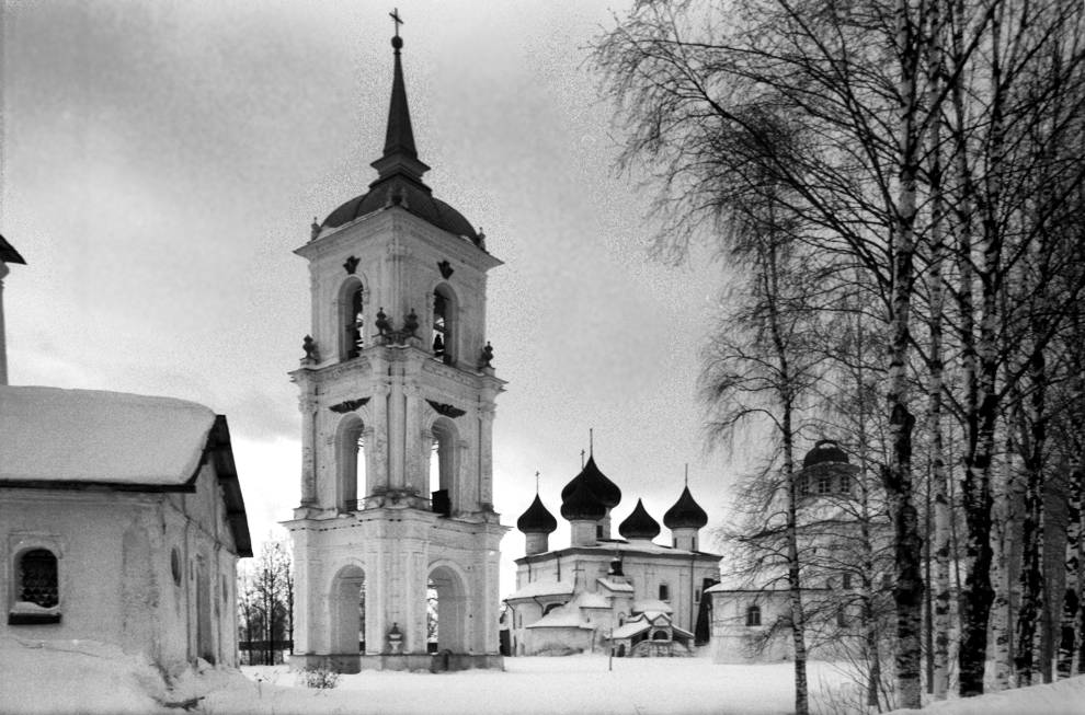 Kargopol
Russia. Arkhangelsk Region. Kargopol District
Cathedral of the Nativity of ChristBaranov embankment
1998-03-01
© Photograph by William Brumfield