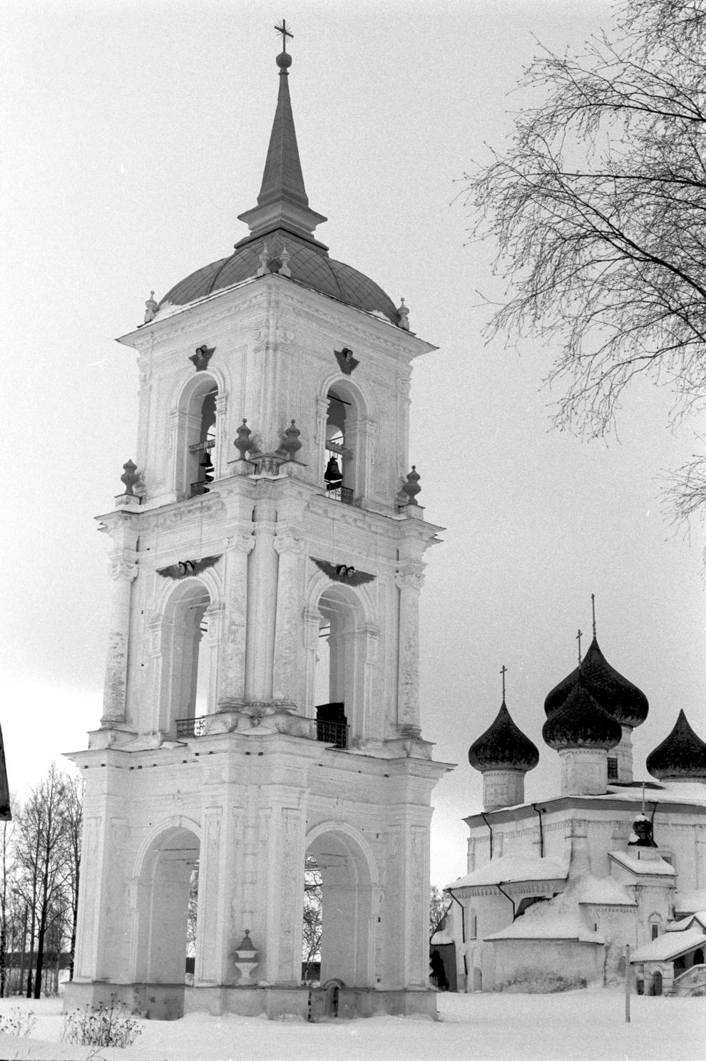 Kargopol
Russia. Arkhangelsk Region. Kargopol District
Cathedral of the Nativity of ChristBaranov embankment
1998-03-01
© Photograph by William Brumfield