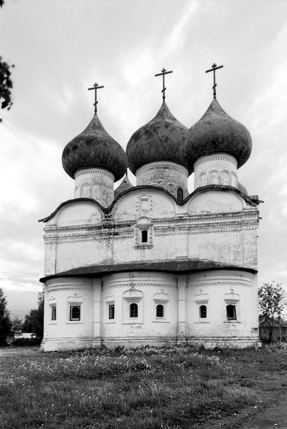 Kargopol
Russia. Arkhangelsk Region. Kargopol District
Church of the Resurrection
1998-06-23
© Photograph by William Brumfield