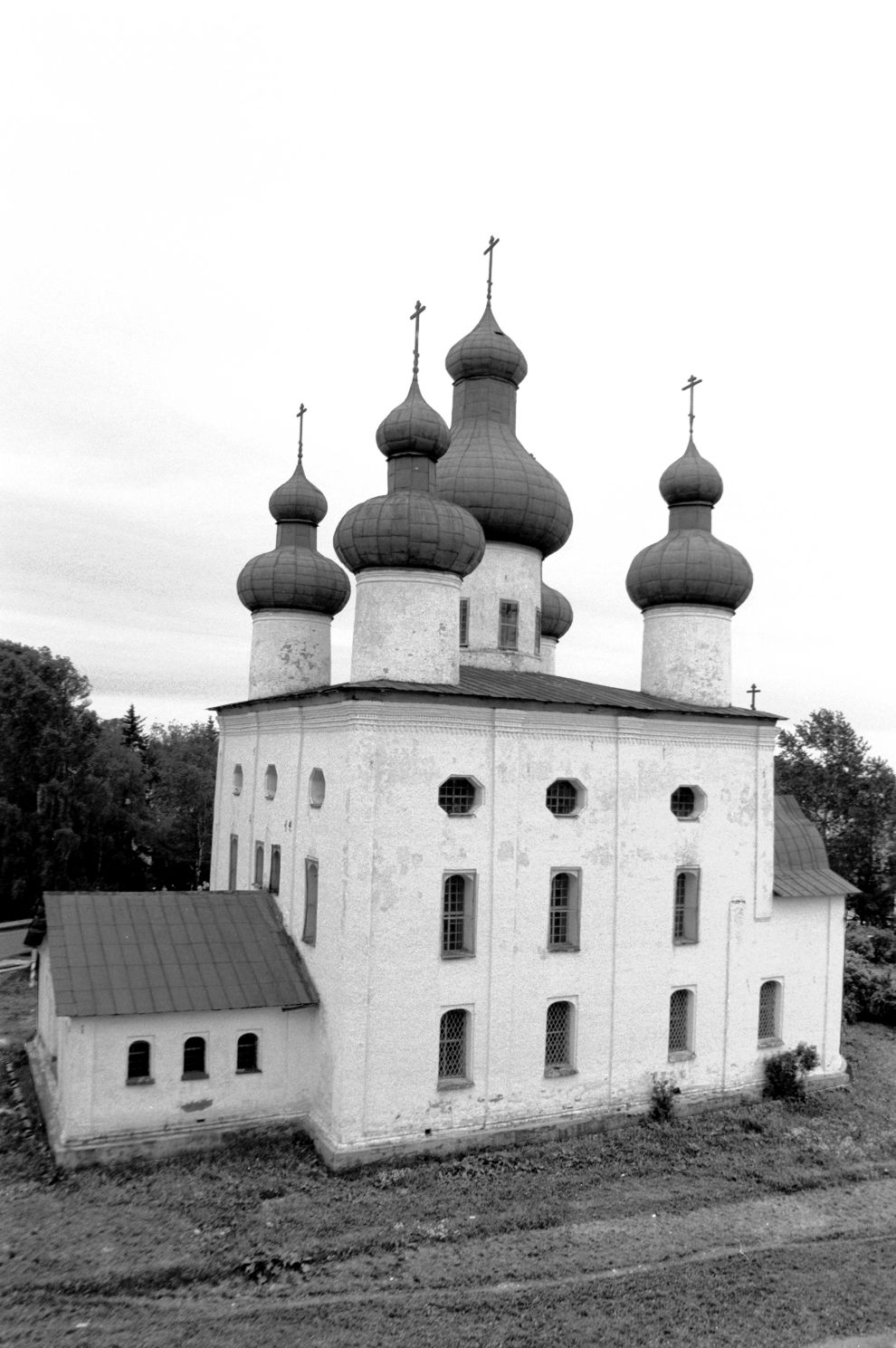 Kargopol
Russia. Arkhangelsk Region. Kargopol District
Church of the Nativity of John the BaptistSobornaia Square
1998-06-23
© Photograph by William Brumfield