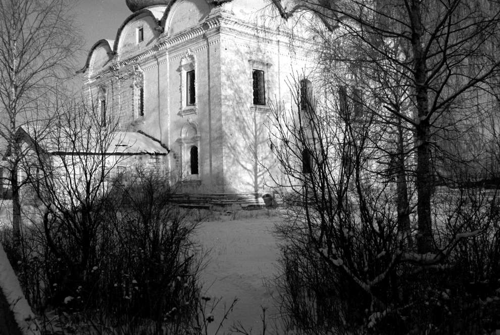 Kargopol
Russia. Arkhangelsk Region. Kargopol District
Church of the Resurrection
1999-11-25
© Photograph by William Brumfield