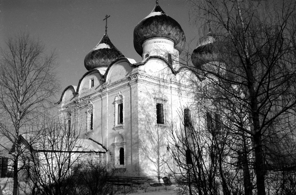 Kargopol
Russia. Arkhangelsk Region. Kargopol District
Church of the Resurrection
1999-11-25
© Photograph by William Brumfield