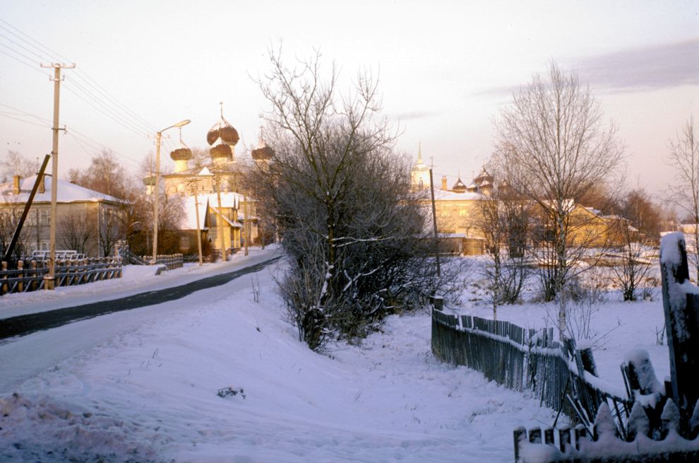 Каргополь, г.
Россия. Архангельская обл.. Каргопольский р-н
Вид
1999-11-25
© Фотографии Уильяма Брумфилда