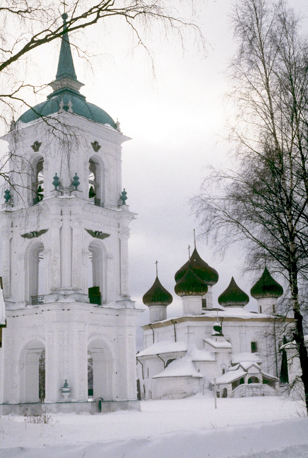 Kargopol
Russia. Arkhangelsk Region. Kargopol District
Cathedral of the Nativity of ChristBaranov embankment
1998-02-27
© Photographs by William Brumfield