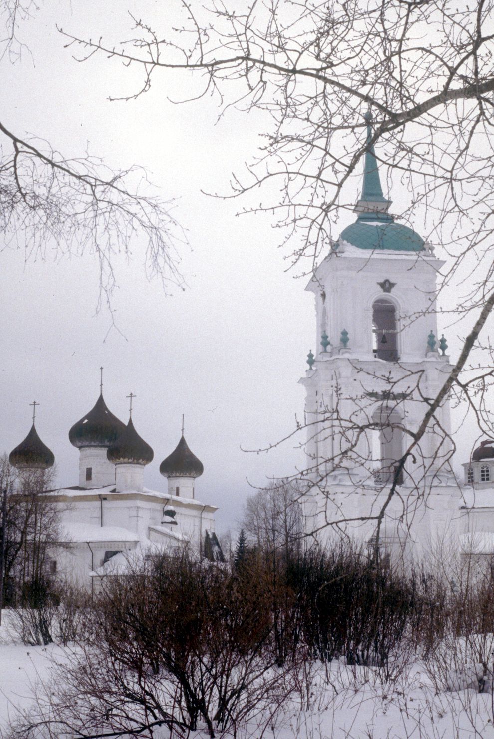 Kargopol
Russia. Arkhangelsk Region. Kargopol District
Cathedral of the Nativity of ChristBaranov embankment
1998-02-27
© Photographs by William Brumfield