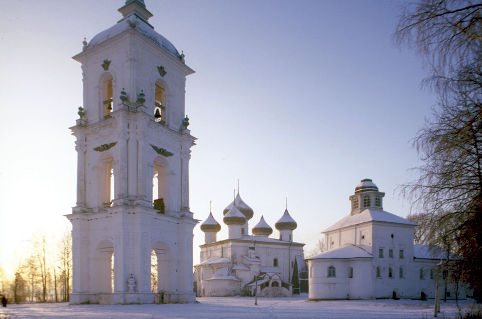 Kargopol
Russia. Arkhangelsk Region. Kargopol District
Church of the PresentationSobornaia Square
1999-11-25
© Photographs by William Brumfield