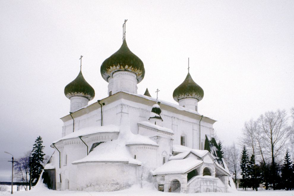 Kargopol
Russia. Arkhangelsk Region. Kargopol District
Cathedral of the Nativity of ChristBaranov embankment
1998-02-27
© Photographs by William Brumfield