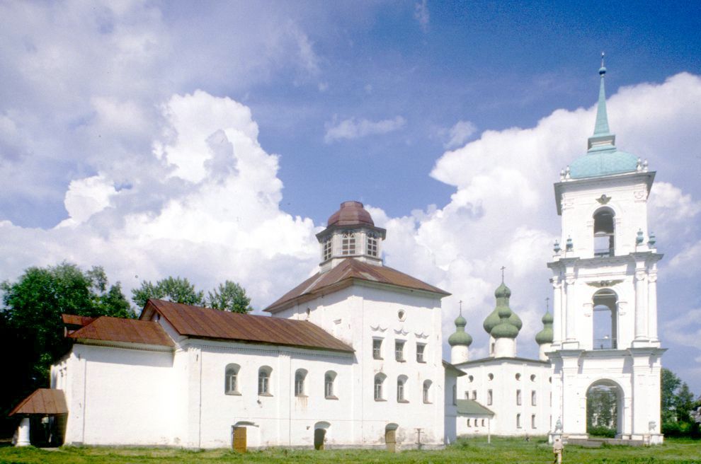 Kargopol
Russia. Arkhangelsk Region. Kargopol District
Church of the PresentationSobornaia Square
1999-07-01
© Photographs by William Brumfield