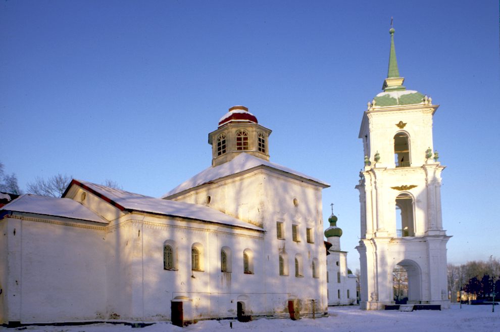 Kargopol
Russia. Arkhangelsk Region. Kargopol District
Church of the PresentationSobornaia Square
1998-02-27
© Photographs by William Brumfield