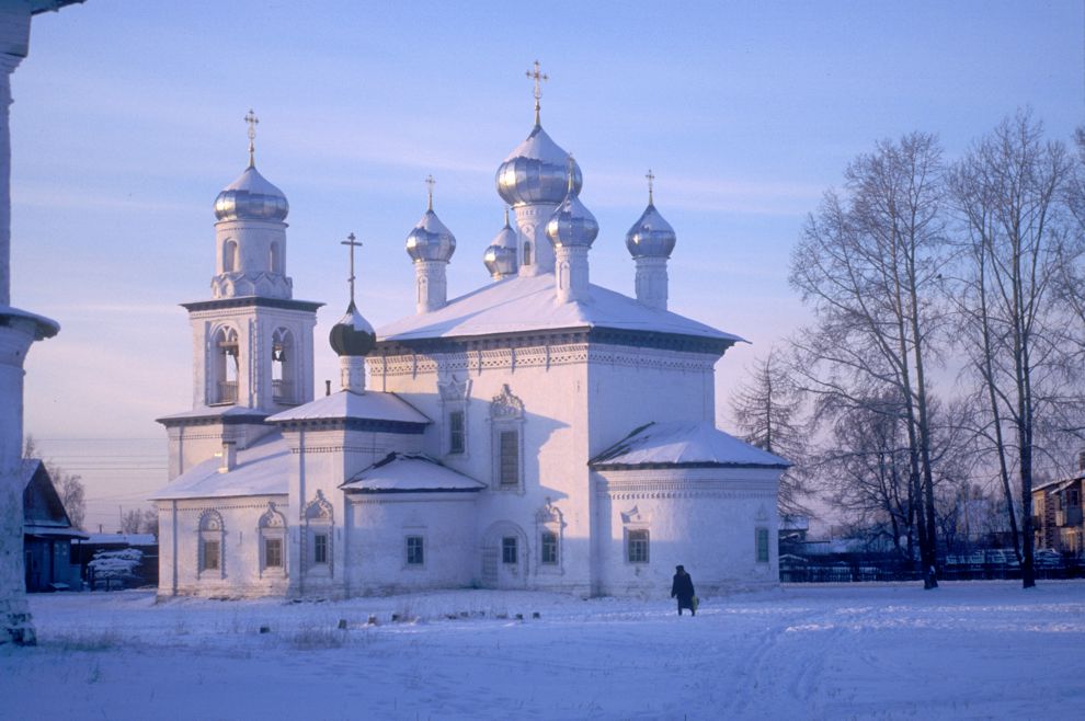 Каргополь, г.
Россия. Архангельская обл.. Каргопольский р-н
Церковь Рождества Пресвятой БогородицыЛенина ул. 32
1999-11-25
© Фотографии Уильяма Брумфилда