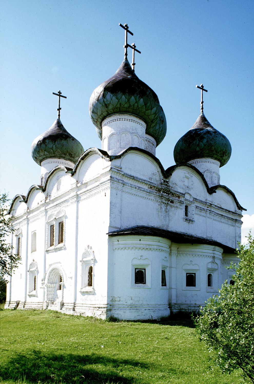 Каргополь, г.
Россия. Архангельская обл.. Каргопольский р-н
Церковь Воскресения Христова
1998-07-28
© Фотографии Уильяма Брумфилда