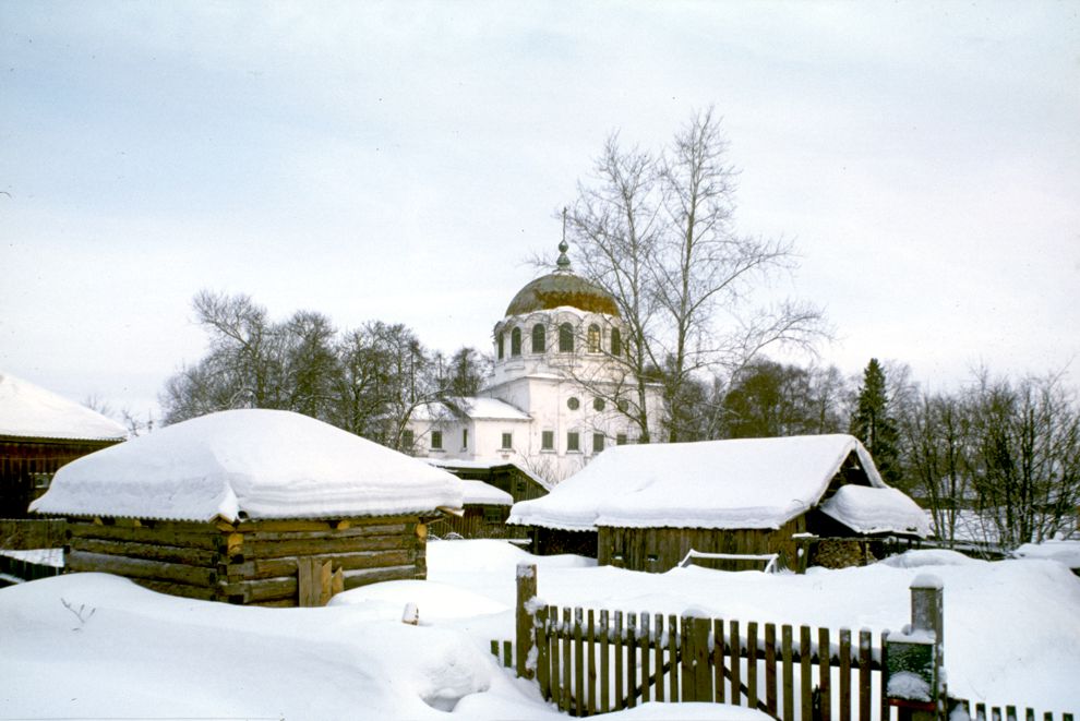 Kargopol
Russia. Arkhangelsk Region. Kargopol District
Church of the Trinity
1998-02-27
© Photographs by William Brumfield