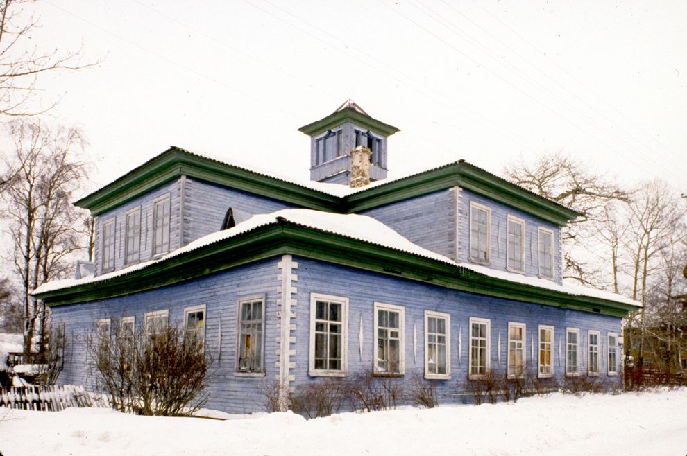 Kargopol
Russia. Arkhangelsk Region. Kargopol District
Vagner house
1998-03-01
© Photographs by William Brumfield