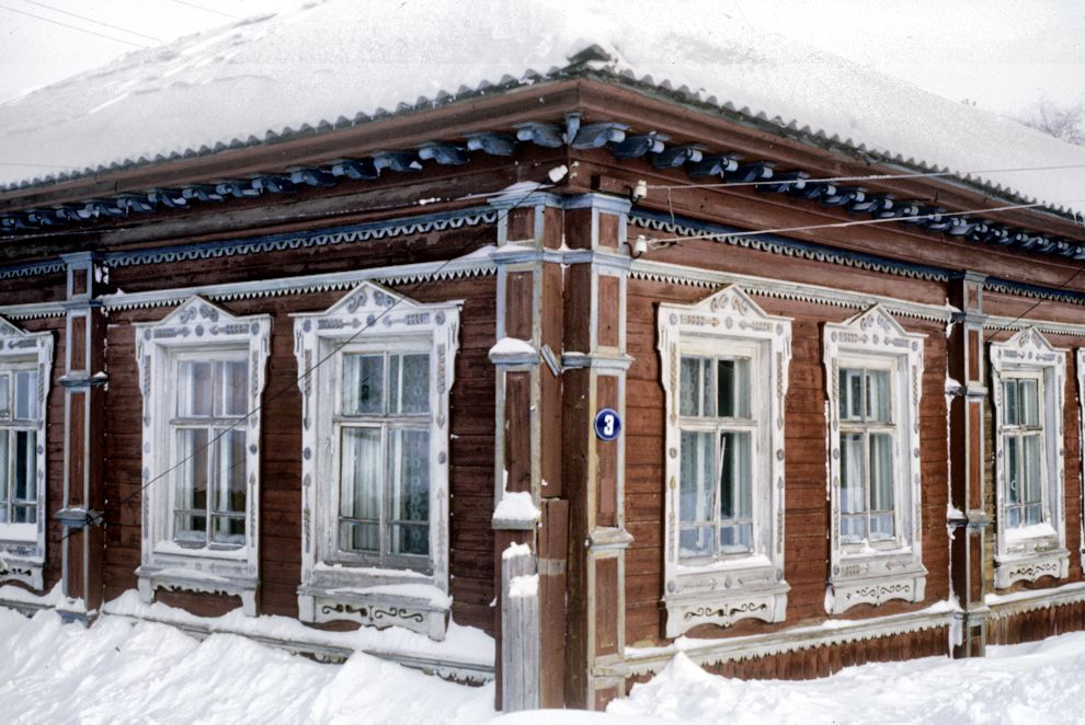 Kargopol
Russia. Arkhangelsk Region. Kargopol District
Log house, 19 c.
1998-02-27
© Photographs by William Brumfield