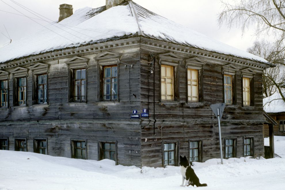 Kargopol
Russia. Arkhangelsk Region. Kargopol District
Log house, 19 c.
1998-02-27
© Photographs by William Brumfield