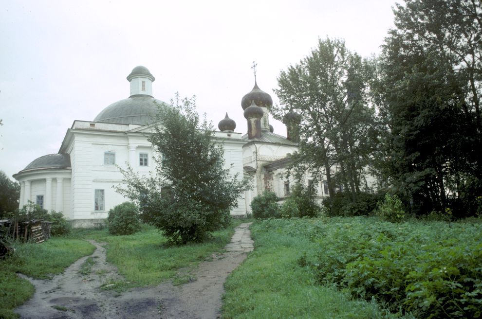 Горицы, с.
Россия. Вологодская обл.. Кирилловский р-н
Горицкий Воскресенский женский монастырь
Троицкий собор
1991-08-08
© Фотографии Уильяма Брумфилда