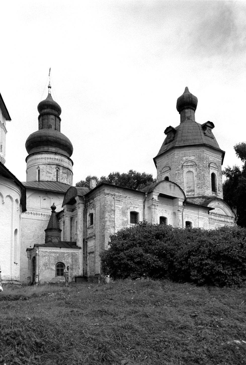 Kirillov
Russia. Vologda Region. Kirillovskii District
St. Kirill-Belozersk monastery
Church of St. Kirill
1991-08-08
© Photographs by William Brumfield