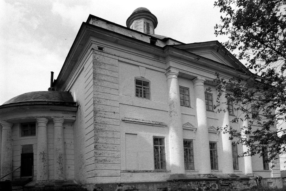 Goritsi
Russia. Vologda Region. Kirillovskii District
Goritskii-Resurrection convent
Cathedral of the Trinity
1996-07-31
© Photographs by William Brumfield