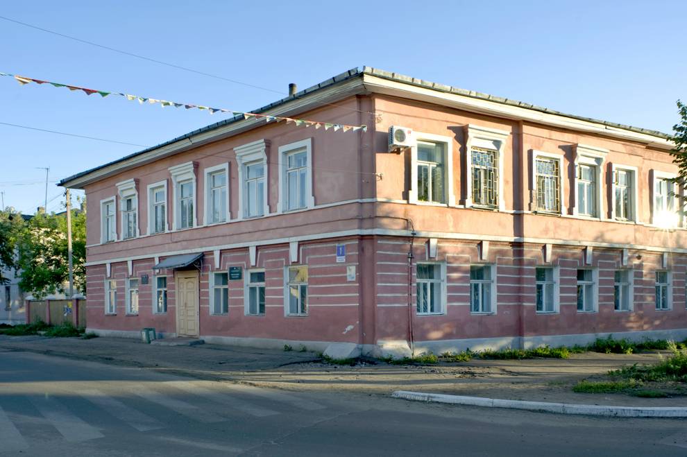 Буй, г.
Россия. Костромская обл.. Буйский р-н
Земская управа
2010-08-12
© Фотографии Уильяма Брумфилда