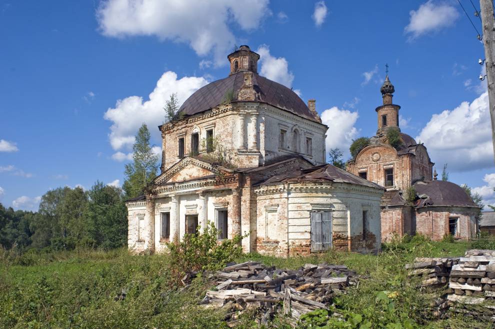 Olesh`
Russia. Kostroma Region. Galichskii District
Church of Saint Nicholas
2010-08-12
© Photographs by William Brumfield