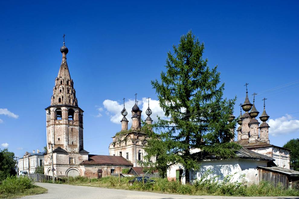 Soligalich
Russia. Kostroma Region. Soligalichskii District
Monastery of the Resurrection
Church of the Resurrection
2010-08-12
© Photographs by William Brumfield