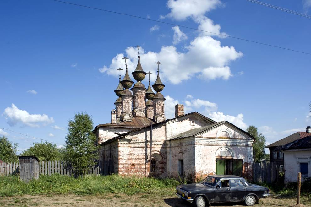 Soligalich
Russia. Kostroma Region. Soligalichskii District
Monastery of the Resurrection
Church of the Epiphany
2010-08-12
© Photographs by William Brumfield