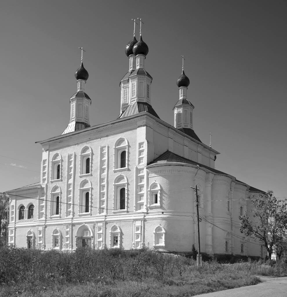 Soligalich
Russia. Kostroma Region. Soligalichskii District
Cathedral of Navitiy of the Mother of GodVyluzgina Street
2010-08-12
© Photographs by William Brumfield